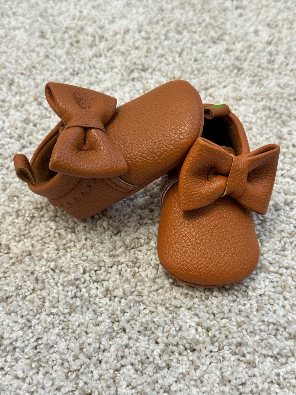 Infant Bow Moccasin Booties in Cognac